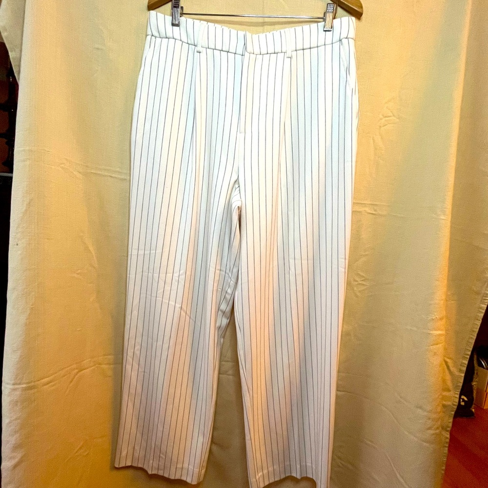 Haver & Blair London white wide leg career dress pants black pinstripes Large